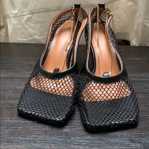 Designer like BV shoes. PVC. Trendy w/ gold chain.